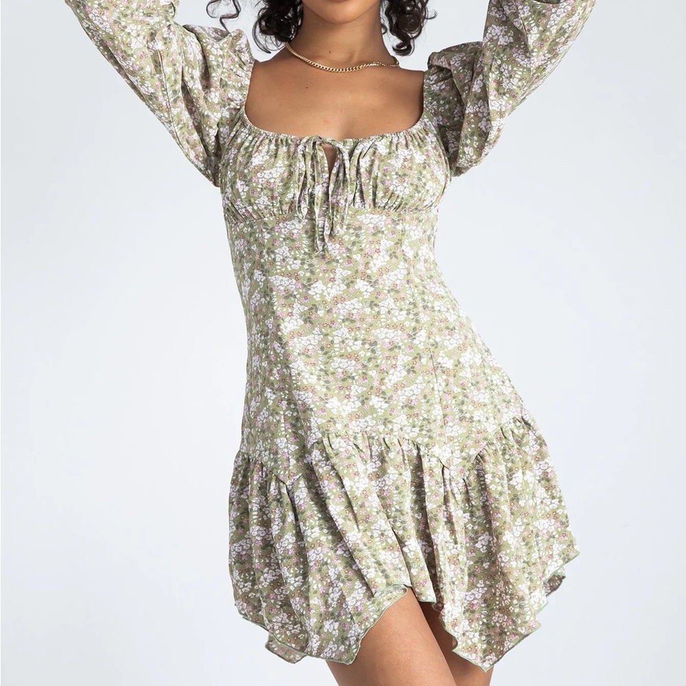 KATHARINE MINI
DRESS GREEN
FLORAL